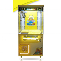Machine à grue à monnayeur Banana Land avec alimentation 110/220V pour plusieurs joueurs, utilisation en intérieur
