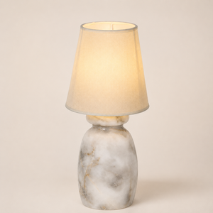 Lampe de table de chevet personnalisée de luxe avec base en pierre naturelle et abat-jour en tissu pour chambre à coucher, hôtel, villa, projet d'éclairage intérieur - Product Image 1