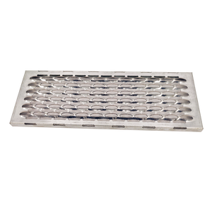 Plataforma Antideslizante con Rejilla Perforada y Superficie Dentada para Escaleras y Pisos - Product Image 4