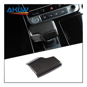 Cubierta embellecedora de palanca de cambio de marchas de consola central de fibra de carbono seca para Audi Q7 2020-2021 / <span class=keywords><strong>Q8</strong></span> 2021-2022 - Product Image 1
