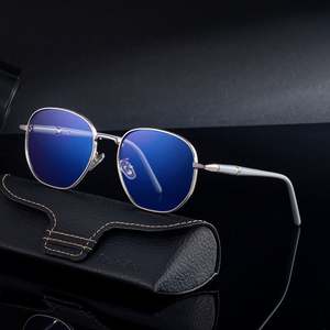 Gafas de Sol Unisex con Marco Cuadrado de Aleación, Diseño Moderno 2025, Protección UV400, Estilo Punk Redondo para Conducir - Product Image 2