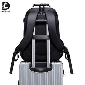 הסיטונאי חדש קיבולת גדולה נסיעות תרמיל backpack unisex עמיד למים עסקים ו-סטודנט תיק מחשב עבור גברים - Product Image 6