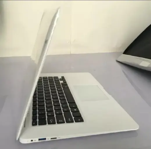 Grosir Cina Laptop Quad Core X5-Z8350 Intel Atom 14 Inci Digunakan untuk Game Bisnis