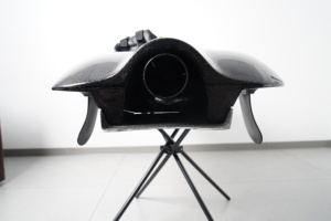 Tabla de Surf Deportiva Acuática de Fibra de Carbono Shark SK-YD con Motor de 10-18KW, Resistente al Agua, Velocidad Máxima de 50-55km/h para Adultos - Product Image 1