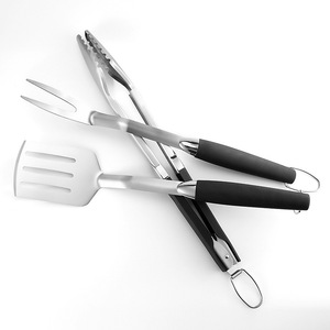 Juego de Herramientas para Barbacoa de Acero Inoxidable de Tres Piezas, Más Vendido, para Campamento y Picnic al Aire Libre, <span class=keywords><strong>Pala</strong></span>, Tenedor y Pinza Metálicas - Product Image 1