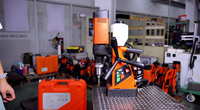 Mini perceuse à colonne électrique personnalisable OEM avec moteur sans balais à vitesse variable, outils industriels avec base magnétique