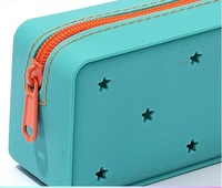 Pochette à Crayons en Silicone Esthétique Colorée Imperméable en Silicone