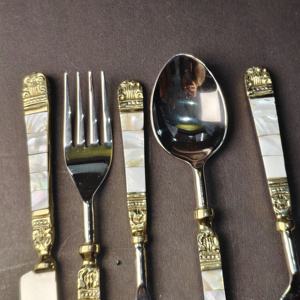 Juego de Cubiertos con Incrustaciones de Nácar, Hecho a Mano, Mango de Nácar, Cubiertos de Acero Inoxidable, Cuchillo, Tenedor y Cuchara con Incrustaciones de Concha de Primera Calidad - Product Image 6