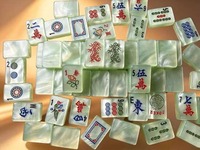 Meilleur ensemble de mahjong américain de luxe NOIGA pour 4 joueurs, design moderne en acrylique vert, portable, durable, écologique, résistant à l'eau, 1-3 kg