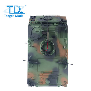 M113A1 Modèle de combat radiocommandé VN WAR Véhicule d'assaut de cavalerie blindée 2.4GHz Batteries de char télécommandées sans fil - Product Image 6