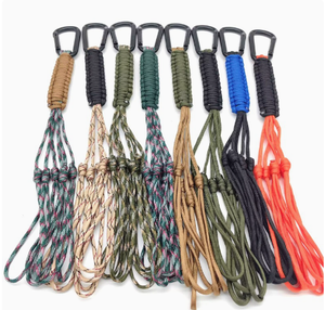 Cordon en paracorde fait main multi-boucles avec mousqueton et crochet à clés, organisateur d'équipement de terrain extérieur, accessoire pour activités de camping - Product Image 1
