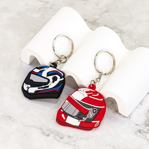 Porte-clés en PVC 2D pour moto, personnalisé en forme de casque de moto, en caoutchouc souple, breloques en gros - Product Image 3