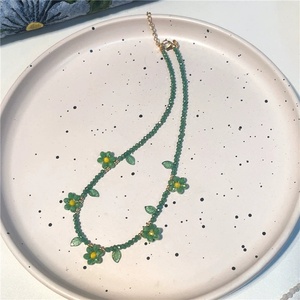 Collar de Cadena con Cuentas Pequeñas Estilo Boho, Collares con Dijes Bonitos, Joyería de Verano para Mujer, Gargantilla de Flores Coloridas para Niñas, Regalo - Product Image 4