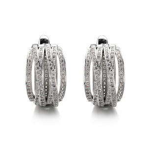 Orecchini a Cerchio E3272 in Oro Bianco con Diamanti Taglio Brillante Rotondo, Incastonatura a Canale, Gioielli di Lusso per Donna - Product Image 6