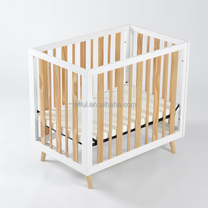 Cuna Moderna Ajustable de Madera para Bebés y Niños - Uso en Sala de Estar, Dormitorio, Hotel y Hospital - 1 Año de Garantía - Product Image 1