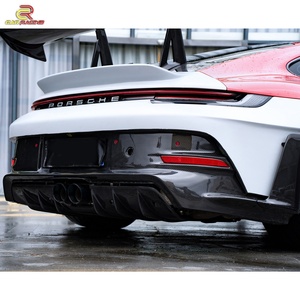 ชุดแต่งตัวถังคาร์บอนไฟเบอร์แบบกึ่งแห้งสไตล์ GT3 RS พร้อมกันชนหน้า-หลัง สปอยเลอร์ ฝากระโปรง สำหรับ Porsche Carrera S 992 911 ปี 2018-2024 - Product Image 5