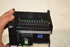 Unidad de CPU Serie CP CP1L (con Puerto de Red EtherCAT) para PLC 256 I/O-CP1L-EM30DR-D - Product Image 3