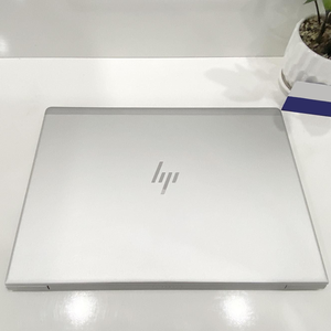 Ordinateur portable reconditionné <span class=keywords><strong>HP</strong></span> <span class=keywords><strong>EliteBook</strong></span> 840 G5 (95 % neuf) – Processeur Core <span class=keywords><strong>i7</strong></span> de 8e génération, 8 Go de RAM, SSD 256 Go, écran 14,1 pouces – Vente en gros - Product Image 4