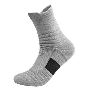 Chaussettes de basket-ball personnalisées pour hommes, chaussettes épaisses à boucle <span class=keywords><strong>en</strong></span> tissu éponge, chaussettes de course mi-longues à tige haute pour l'extérieur - Product Image 3