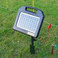 Électrificateur de clôture solaire 12V 0,63J 10KV IP66 pour clôtures de bétail sur 30 milles et couverture de 100 acres