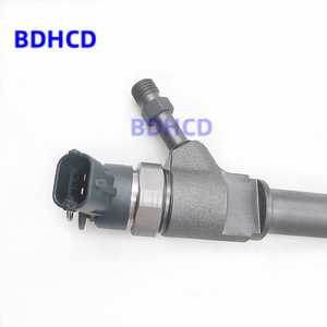Inyector diésel genuino 0445110250 WLAA13H50 boquilla 0445110249 30637375 30731567 para Mazda BT-50 Ford Ranger 2.5L <span class=keywords><strong>Bosch</strong></span> - Product Image 3