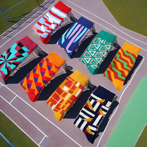 Vente en gros Nouvelle mode Pull fin unisexe multicolore à motifs irréguliers décontracté antibactérien Automne - Product Image 2