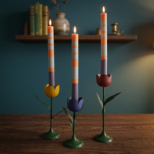 Ensemble de 3 bougeoirs en acier en forme de tulipe, design floral coloré, décoration d'intérieur - Product Image 6