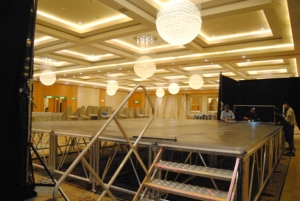Aluminum <b>stage</b> <b>platform</b> Portable event <b>stage</b> Telescopic legs <b>stage</b> Outdoor concert <b>stage</b> Sports entertainment <b>stage</b> - Product Image 6