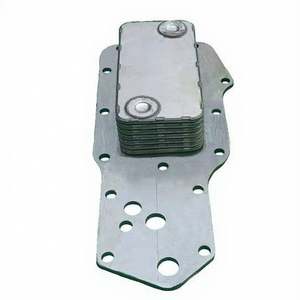 Nouveau refroidisseur d'huile A3921558/ 3818292 /3942010 /1241800H1 pour moteurs de camions Cummins6BT avec garantie de 6 mois - Product Image 1