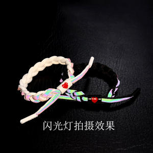 Modische Holografische Reflektierende Kinder-Schmuckarmbänder mit Klassischen Geometrischen Legierungs-Anhängern, Handgewebte Freundschaftsgeschenk-Armbänder - Product Image 4