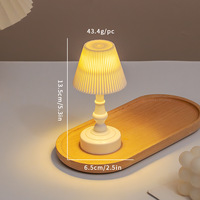 Mignonne lampe de nuit miniature en plastique Art Déco en forme de maison, décoration de table, lumière pour fille, cadeau pour la maison