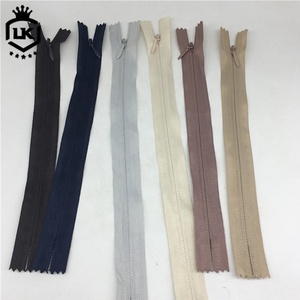 LanKe Venta al por mayor No.3 Estuche de almacenamiento invisible Cremallera Cinta invisible Cremallera de <span class=keywords><strong>nylon</strong></span> para ropa Vestidos Prendas - Product Image 1