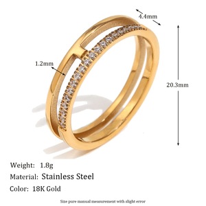 Estilo de moda europea y americana, joyería individual retro de nicho, acero inoxidable chapado con oro de 18 quilates de gama alta geométrica Irr - Product Image 2