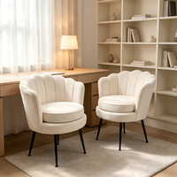 Fauteuil moderne de luxe haut de gamme en velours blanc à dossier en forme de pétale, avec pieds en métal doré, pour salon et salle d'attente, vente en gros