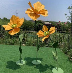 Hoa giấy khổng lồ trang trí hình hoa hồng trắng Q176, thủ công làm bằng giấy, dùng làm đạo cụ chụp ảnh cưới, trang trí đám cưới - Product Image 3