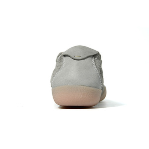 Chaussures de marche pour hommes en cuir véritable de qualité supérieure, style baskets, couleur gris argenté, pour un usage quotidien - Product Image 5
