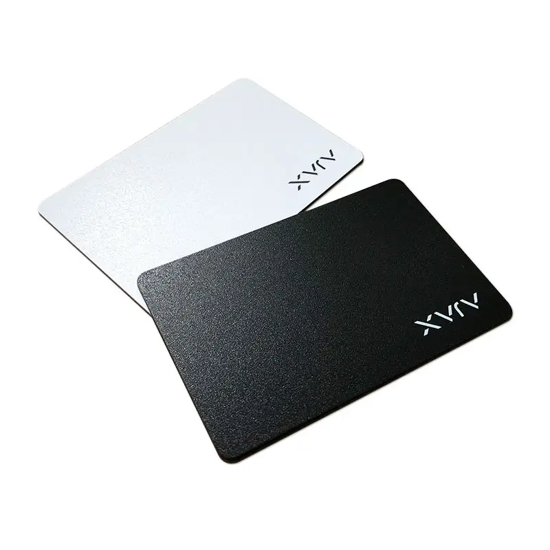 Özel baskılı düz mat plastik NFC RFID kart siyah buzlu pvc kart