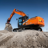 Excavatrice sur chenilles ZX210-6A de 21 tonnes, moteur 128,4 kW, godet de 0,91 m³, pour travaux de terrassement professionnels, usage général moyen