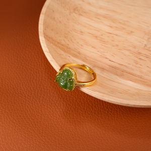Bague Bouddha Maitreya porte-bonheur en pierre naturelle verte, bijou plaqué or 18 carats, ajustable, amulette de protection, cadeau pour elle, vente en gros - Product Image 3