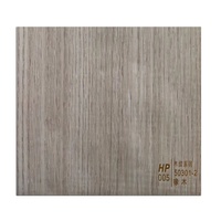 Panneau mural en PVC à grain de bois stratifié, carrelage de plafond en PVC pour faux plafond suspendu