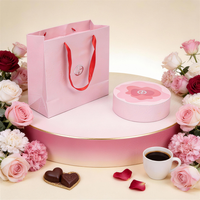 Boîte cadeau ronde polyvalente avec rembourrage en papier déchiqueté pour cosmétiques, chocolats ou cadeaux personnalisés