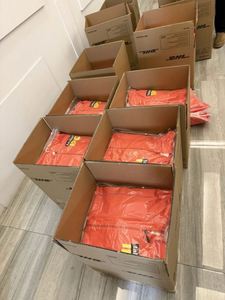 เสื้อยืดแบรนด์หรู 180 กรัม ผ้าโพลีเอสเตอร์ผสมคอตตอน ลายพิมพ์แบบรีดร้อน ออกแบบโลโก้ของคุณเอง มองเห็นได้ชัดเจน นุ่มสบาย แขนสั้น เสื้อยืดผู้ชาย - Product Image 5