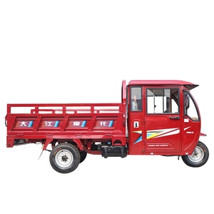 Tricycle motorisé 200cc à refroidissement par eau, type carrosserie semi-cabine avec design fermé pour utilisation - Product Image 1