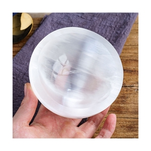 Venta Directa <span class=keywords><strong>de</strong></span> Fábrica, Granito Natural con Cristales <span class=keywords><strong>para</strong></span> Servir en Cuencos <span class=keywords><strong>de</strong></span> <span class=keywords><strong>Piedra</strong></span>, Cuenco <span class=keywords><strong>de</strong></span> Selenita - Product Image 5