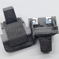 100 pièces/sac Clip en plastique pour 852220M00A