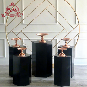 Base de Exhibición de Acrílico Negro Moderno Personalizada para Centros de Mesa de Boda, para Uso en Hoteles/Banquetes - Product Image 1