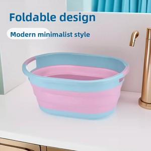 Panier à linge pliable en plastique portable avec un design minimaliste moderne pour l'organisation des vêtements dans la salle de bain (petit 24L et grand 39L) - Product Image 2
