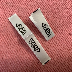 Dịch vụ tốt nhất cả hai bên in ấn satin <span class=keywords><strong>logo</strong></span> nhãn, vòng lặp gấp an toàn mực in ấn quần áo tên thẻ - Product Image 1