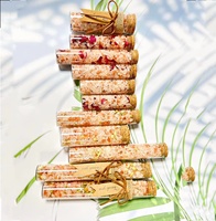 Sachets de thé exfoliants de luxe OEM/ODM en gros, aux fleurs et aux herbes, au sel de lavande rose, pour bain corporel, avec fleurs