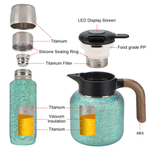 Set di Tazze Termiche GETWICK in Titanio a Doppia Parete con Isolamento Sottovuoto, Manico Touch, per Caffè e Tè, Termos Grande per Bevande Calde/Fredde, Idea Regalo - Product Image 4
